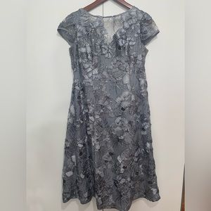 Beautiful Evening Reception Beaded silk Dress- gorgeous detailing  like new